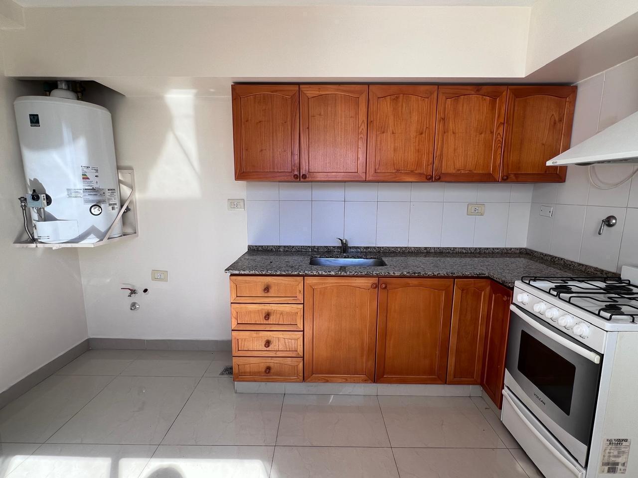 Foto de 2 Ambientes En Alquiler | Balcón Súper Luminoso, imagen 3