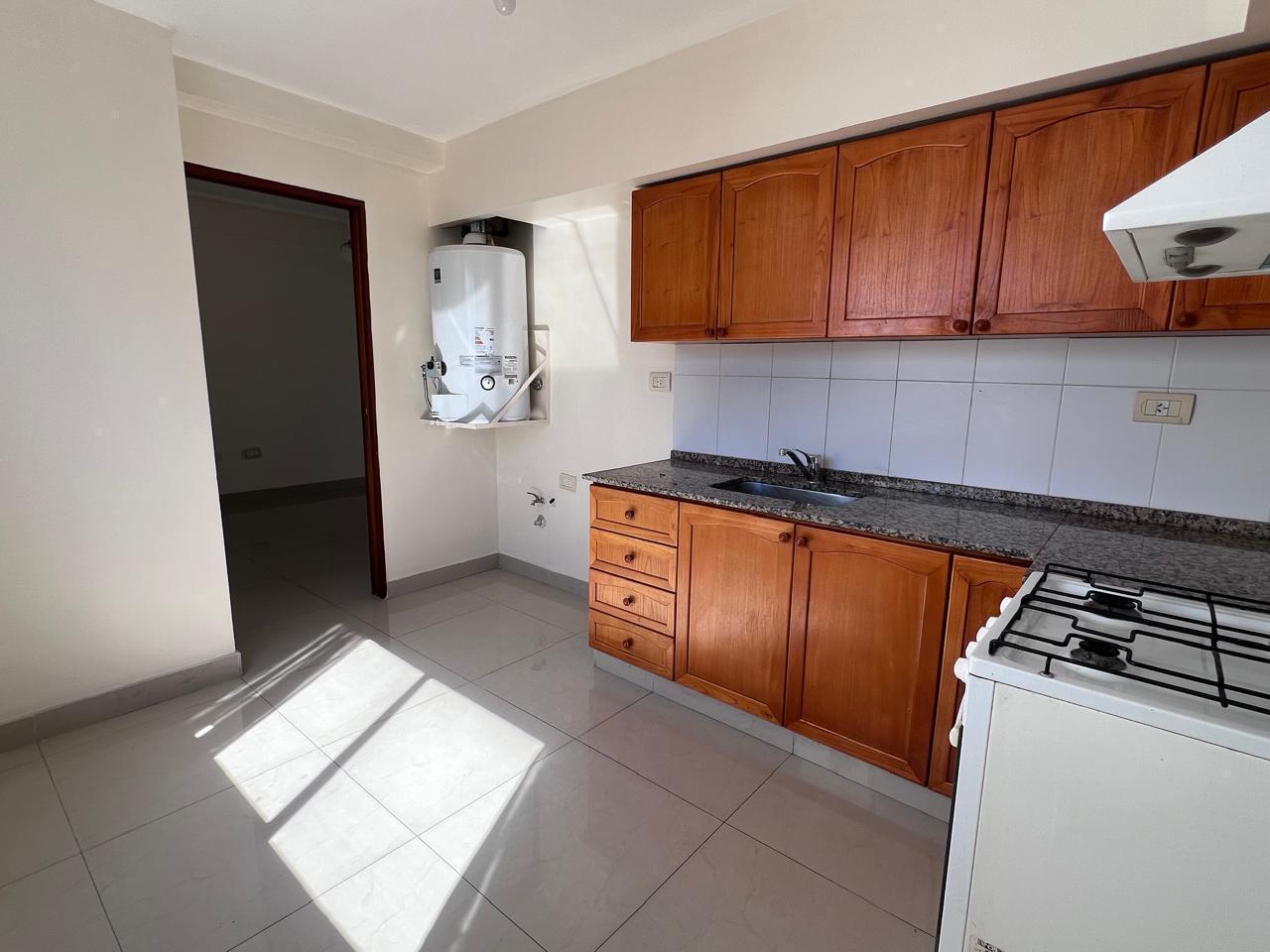 Foto de 2 Ambientes En Alquiler | Balcón Súper Luminoso, imagen 4
