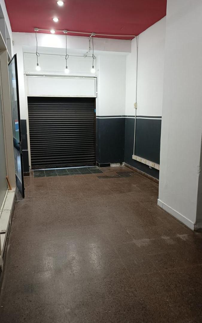 Local Comercial En Pleno Centro | Excelente Oportunidad