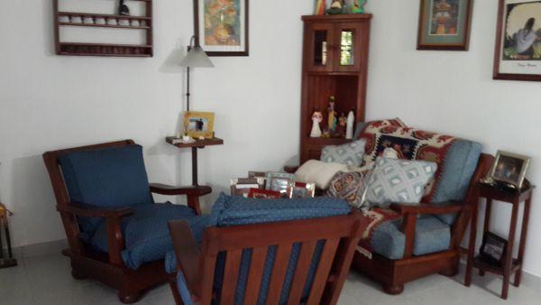 EXC. CHALET 3 AMB C/JARDIN Y COCHERA