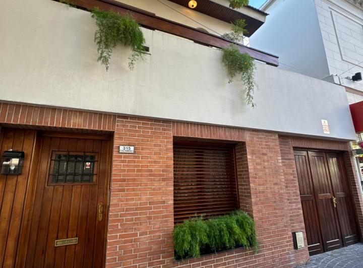 LOCAL EN ALQUILER EN EXTRAORDINARIA UBICACION EN LAS LOMITAS 5