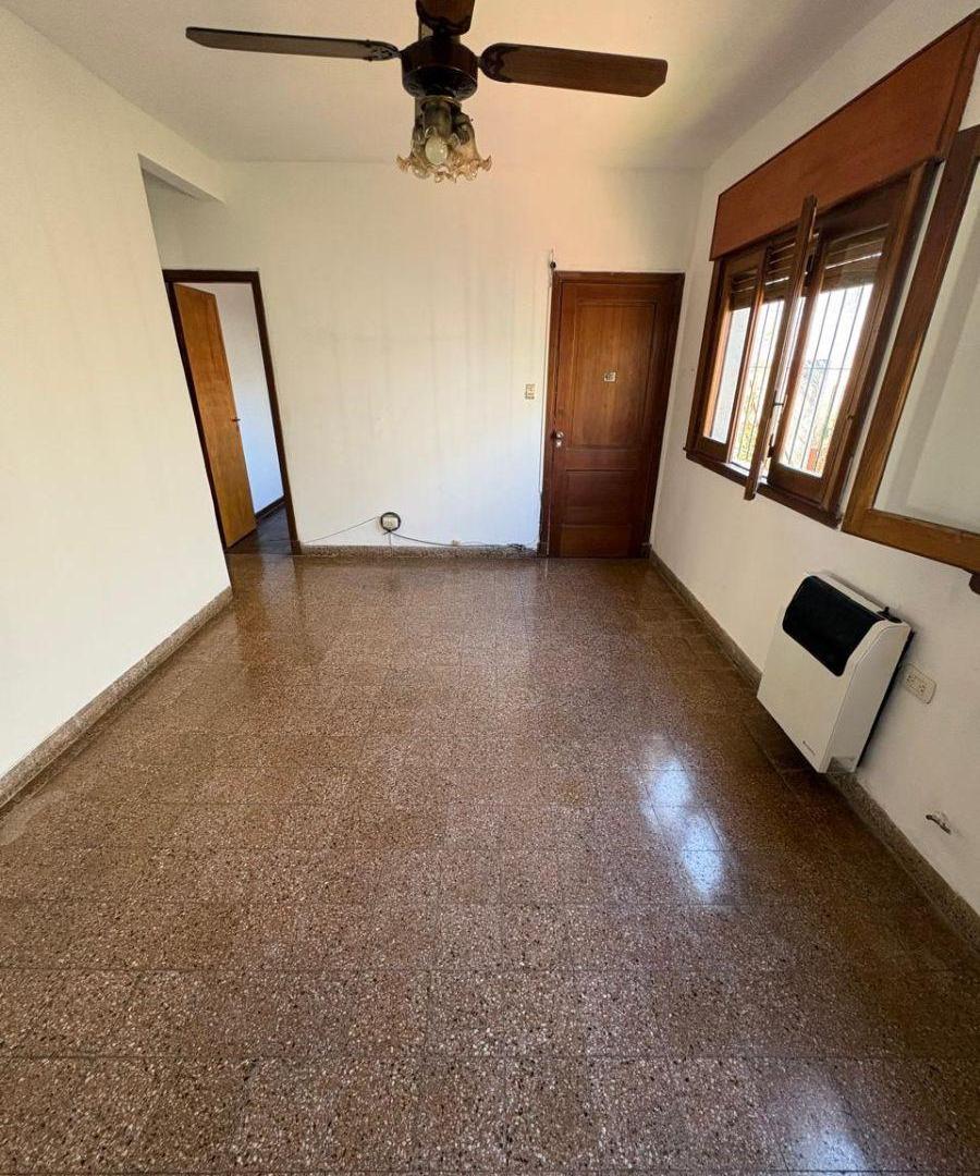 Foto de PH DE 4 AMBIENTES EN TEMPERLEY EN VENTA, imagen 5