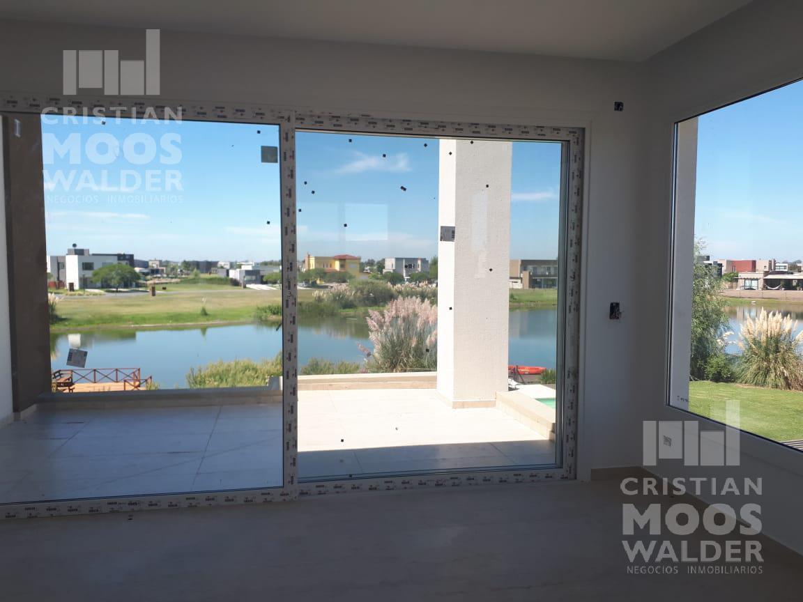Casa en Venta y Alquiler - Cantón Norte 5