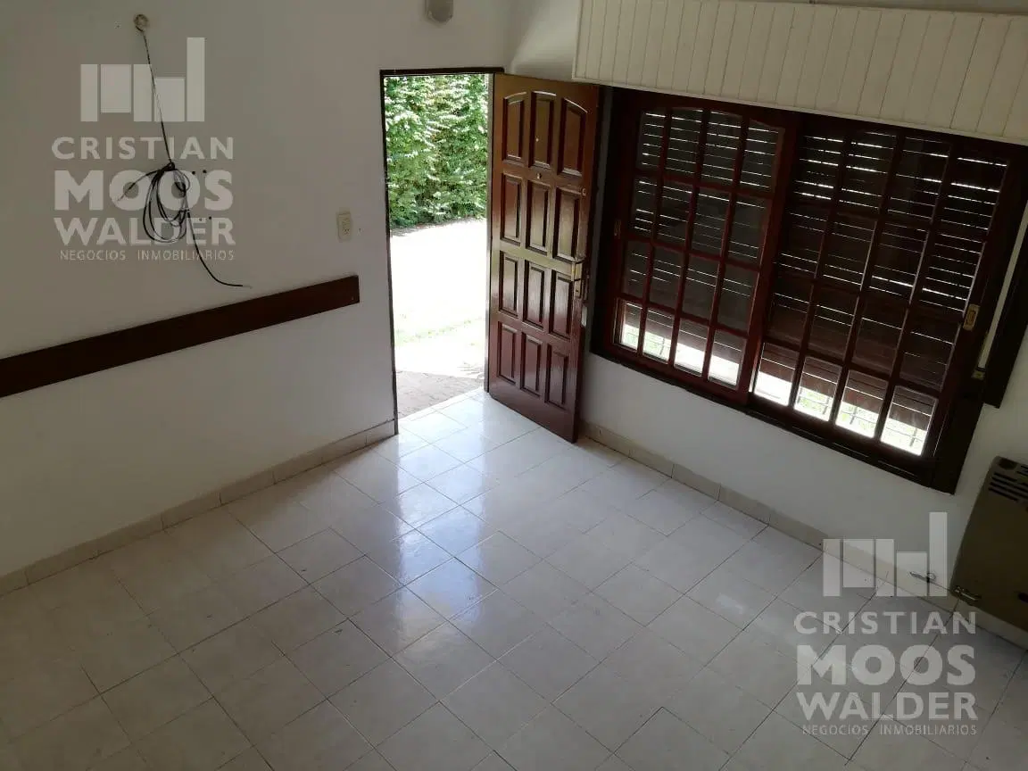 Casa en alquiler uso comercial - Centro Ingeniero Maschwitz - 2
