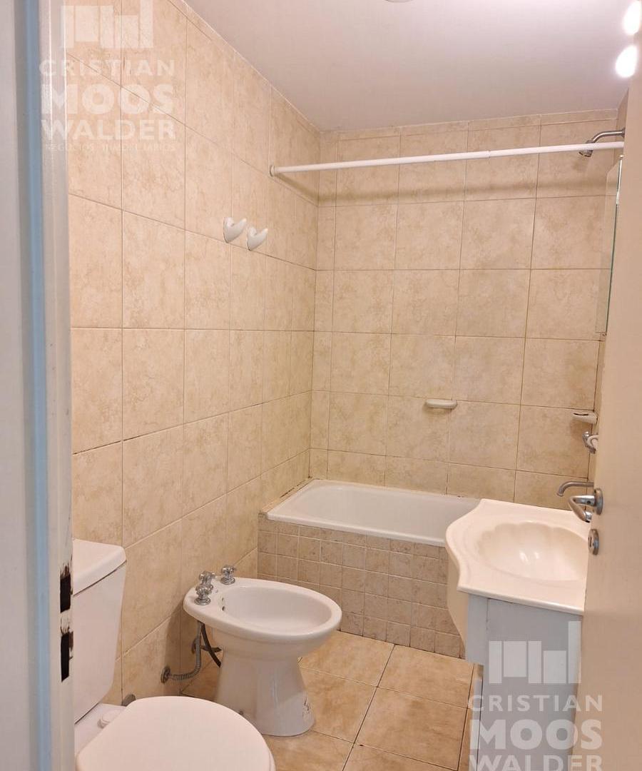 Foto de Departamento 2 ambientes con cochera y baulera en Esc.-Centro, imagen 3