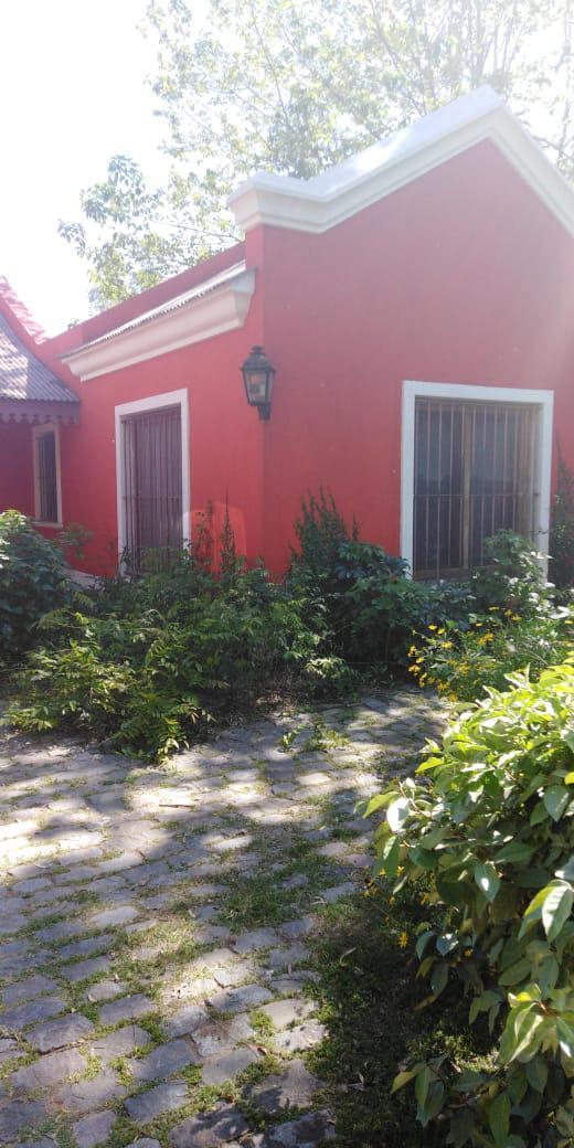 Casa en Venta de 5 Amb. Cerca Barrio Cuba 3