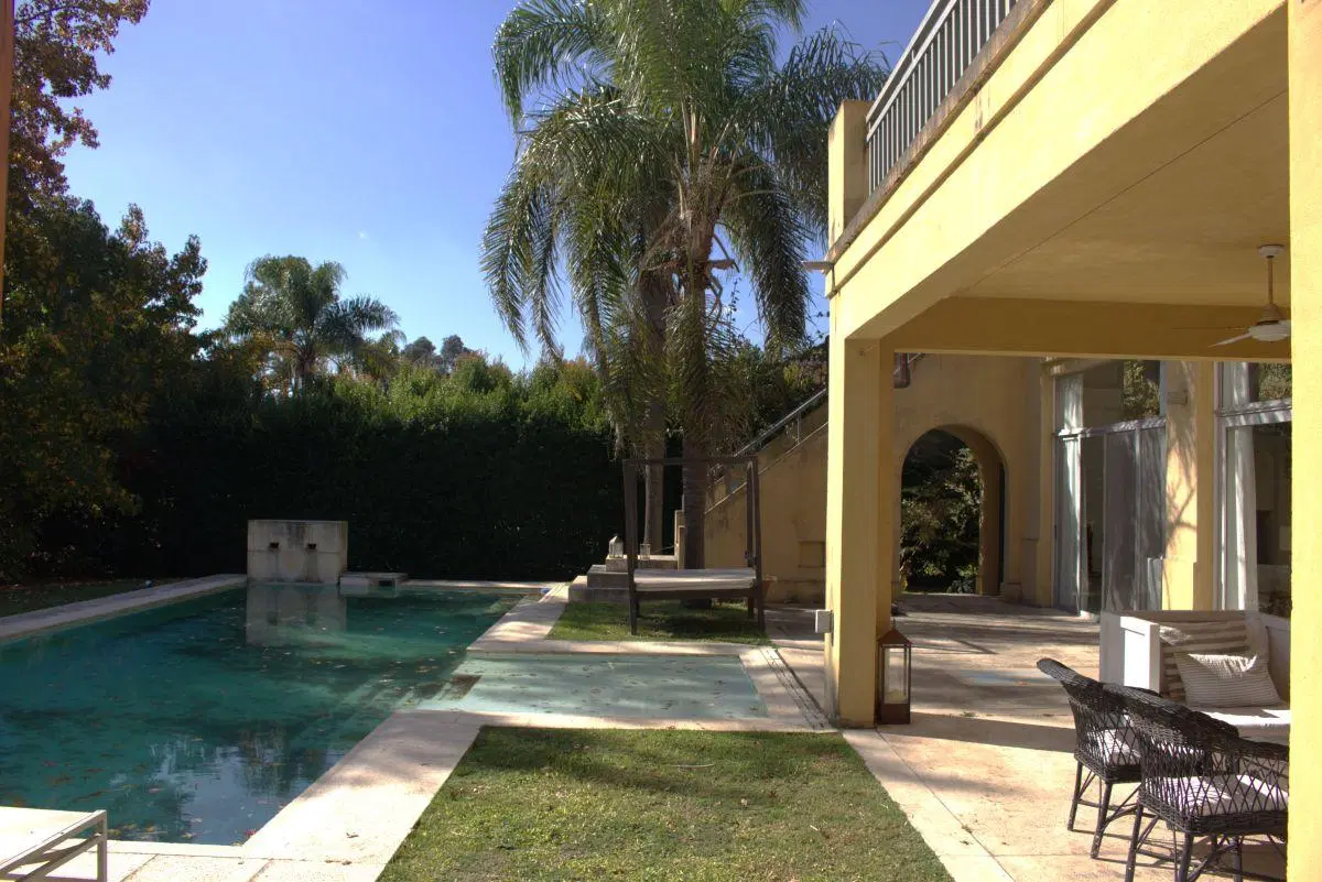 Club Newman - Casa en Venta sobre la cancha de Golf 1