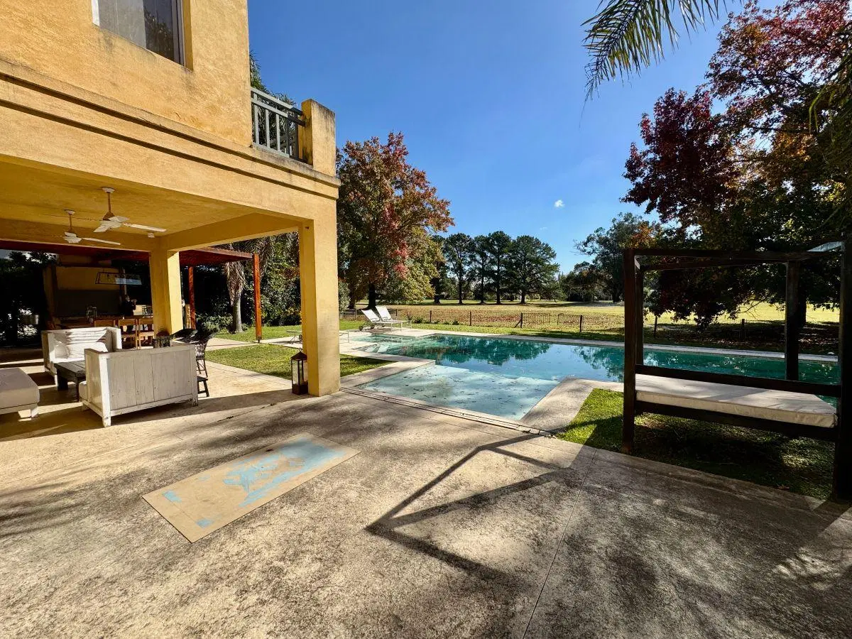 Club Newman - Casa en Venta sobre la cancha de Golf 5