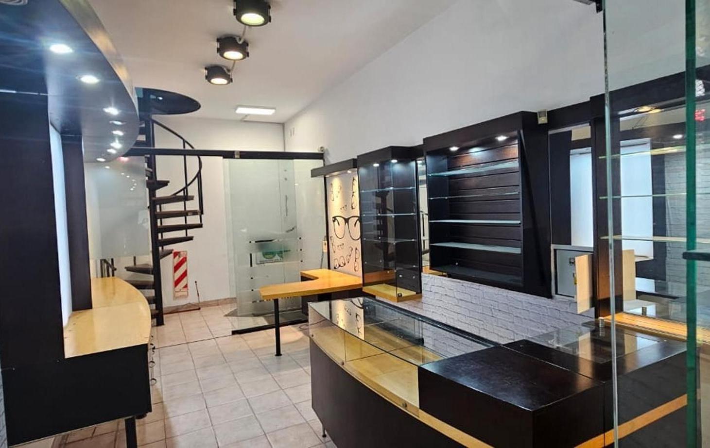 Foto de Venta Local Belgrano Expensas bajas, imagen 2