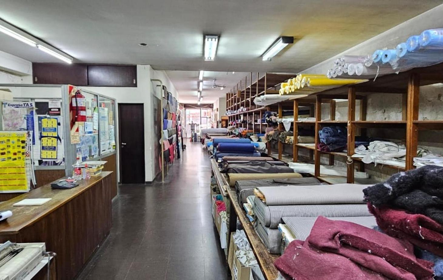 Alquiler Local Once sin expensas apto todo destino
