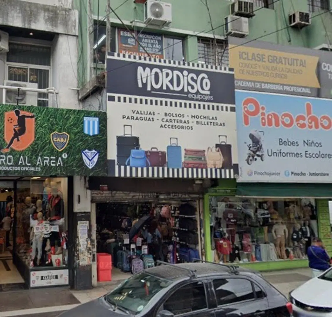 Alquiler Local Morón Apto Todo destino Foco Comercial 4