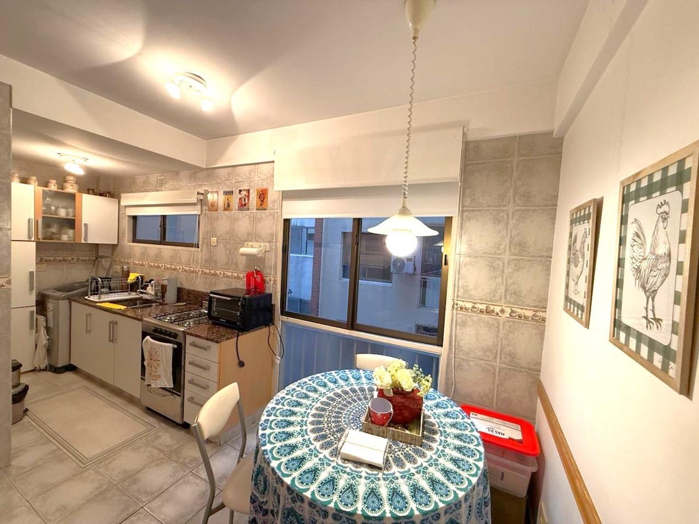 Foto de Venta Departamento Barrio Norte Semipiso 3 Ambientes, imagen 2