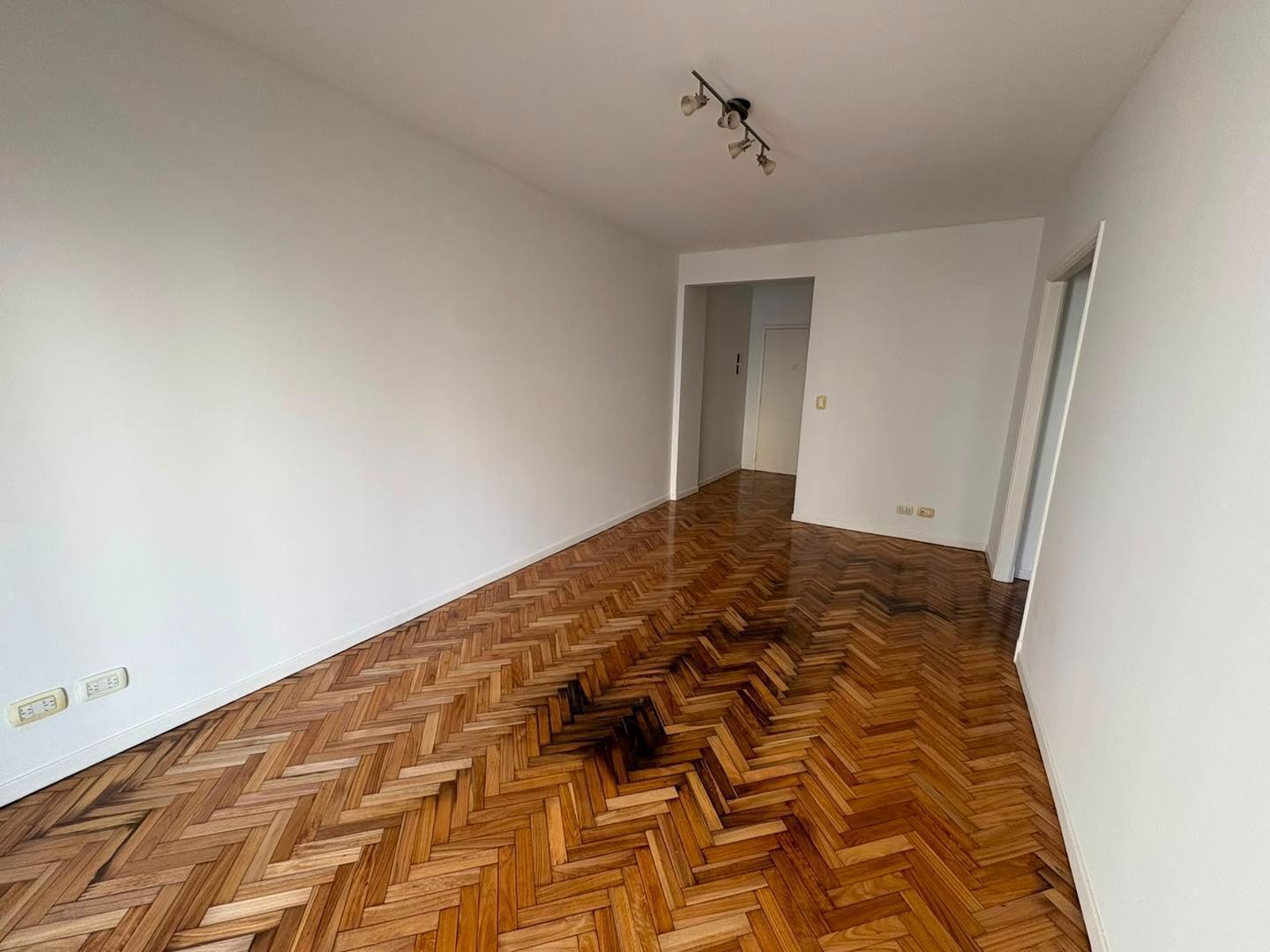 Foto de Alquiler Departamento Palermo 3 Ambientes con Balcón, imagen 2
