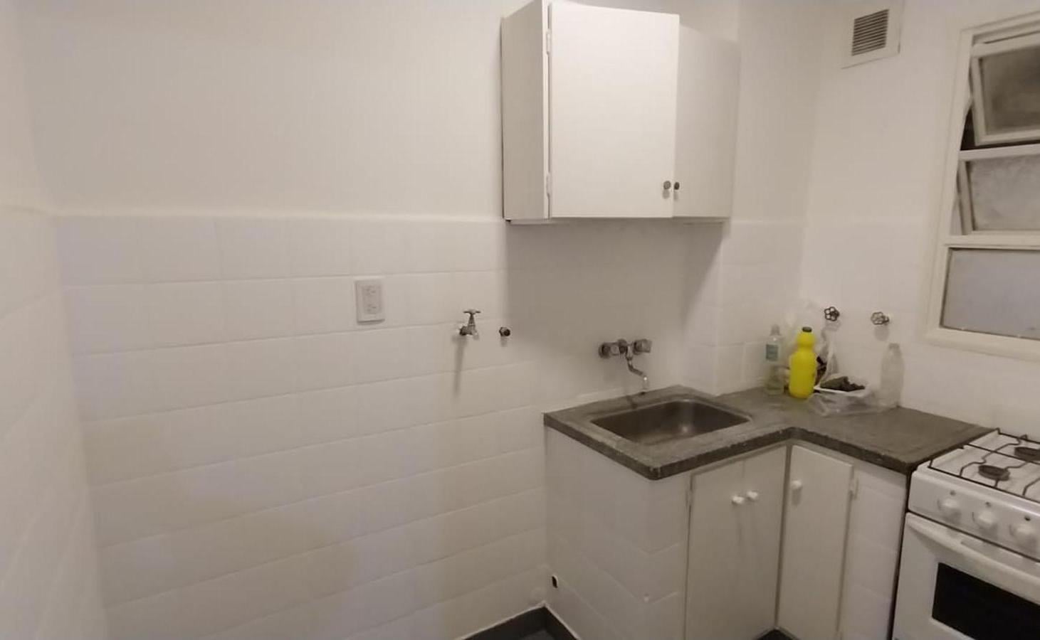 Foto de Venta Departamento Monoambiente Recoleta, imagen 2