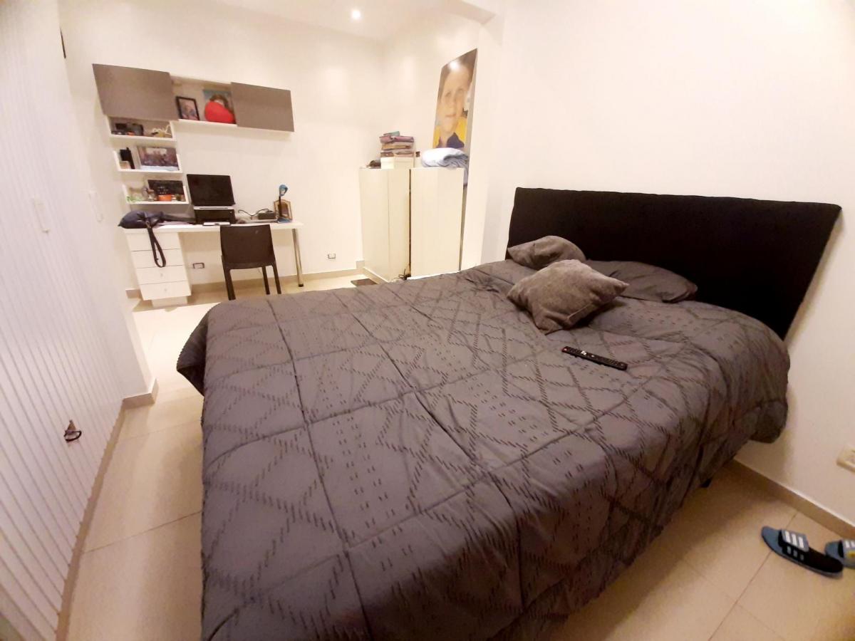 V. Urquiza Venta - Comb. de Malvinas y Olazabal - 3 Dorm C/ Dep. - Impecable 2