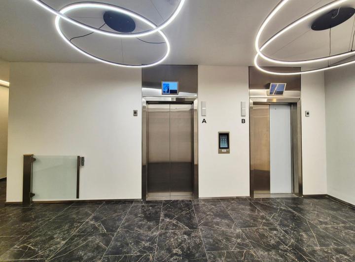 Foto de OFICINAS AMERICA - OPORTUNIDAD - 1.000m2 - 4 COCHERAS - VIGILANCIA 24HS, imagen 5