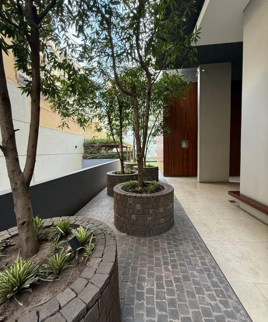 SOHO SQUARE TOWER - FULL AMENITIES - IMPECBALE ESTADO 2