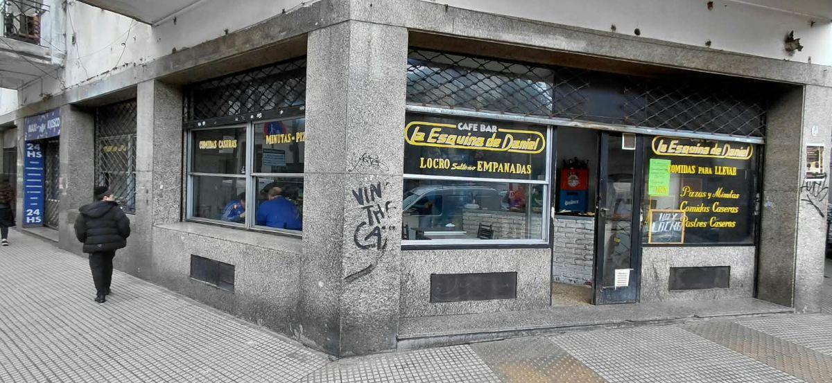 Foto de EXCELENTE LOCAL EN ESQUINA - FOCO COMERCIAL, imagen 4