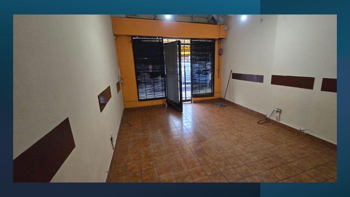 Foto de Local para USO PROFESIONAL UNICAMENTE s/H. Yrigoyen al 2900, imagen 4