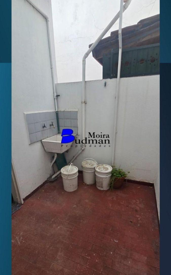 SEMIPISO DE 3 AMBIENTES APTO PROFESIONAL CON PATIO PROPIO Y BAJAS EXPENSAS EN MARTÍNEZ