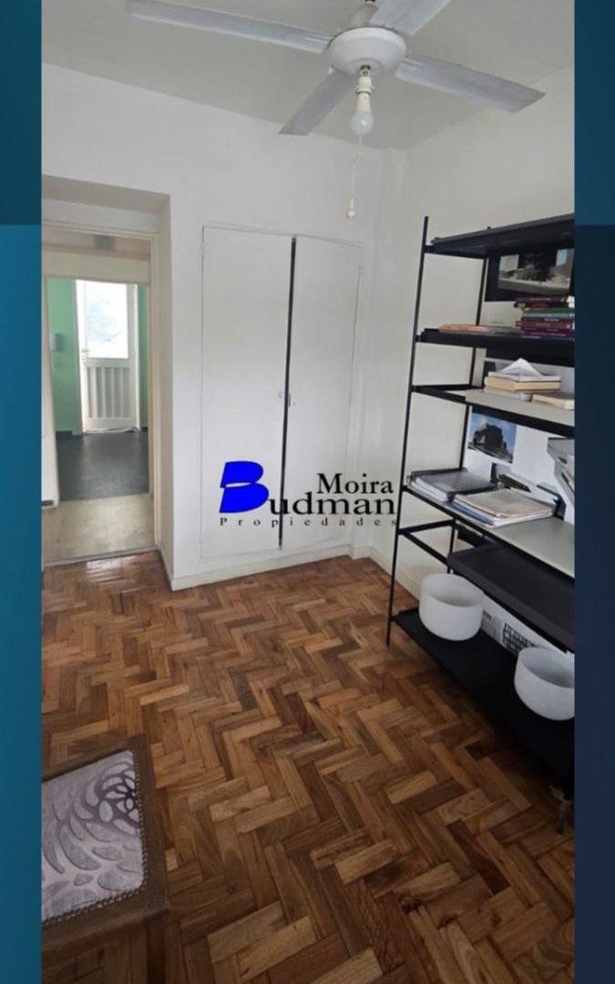 SEMIPISO DE 3 AMBIENTES APTO PROFESIONAL CON PATIO PROPIO Y BAJAS EXPENSAS EN MARTÍNEZ