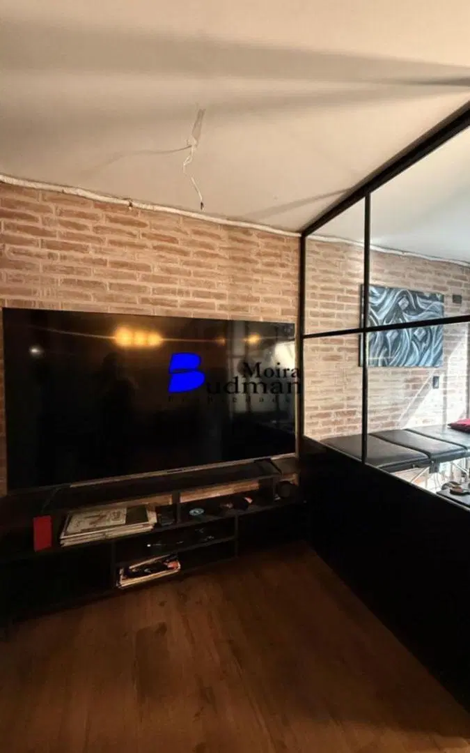 Oficina en alquiler en San Isidro – Excelente ubicación | 2 despachos + recepción 8