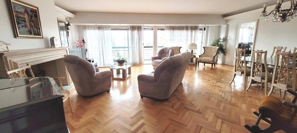 Venta Belgrano Departamento 5 Ambientes con 2 Cocheras 1