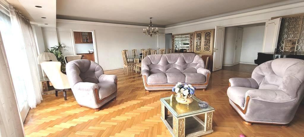 Venta Belgrano Departamento 5 Ambientes con 2 Cocheras 2