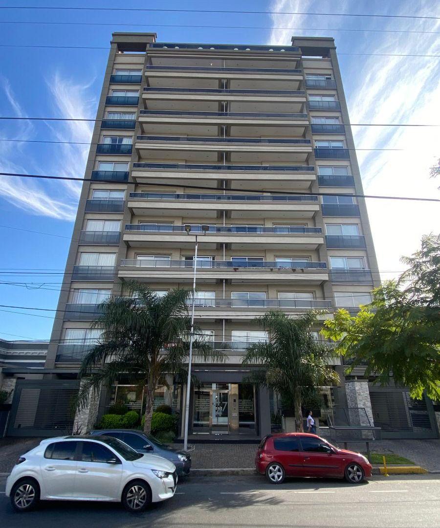 Foto de Departamento de 83 m² con 2 dormitorios en venta en Lanus Apto Credito!!, imagen 2