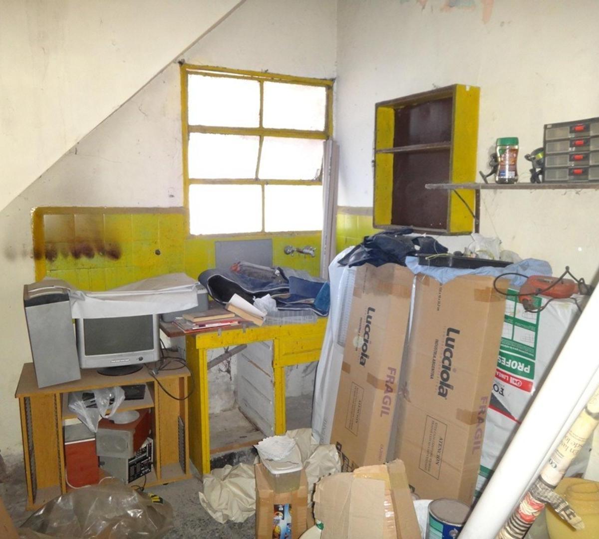 2 CASAS EN BLOCK SOBRE LOTE DE 8,66X30!!