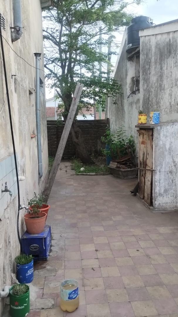 *MAR DEL PLATA* CASA SOBRE LOTE DE 161 MTS A REFACCIONAR