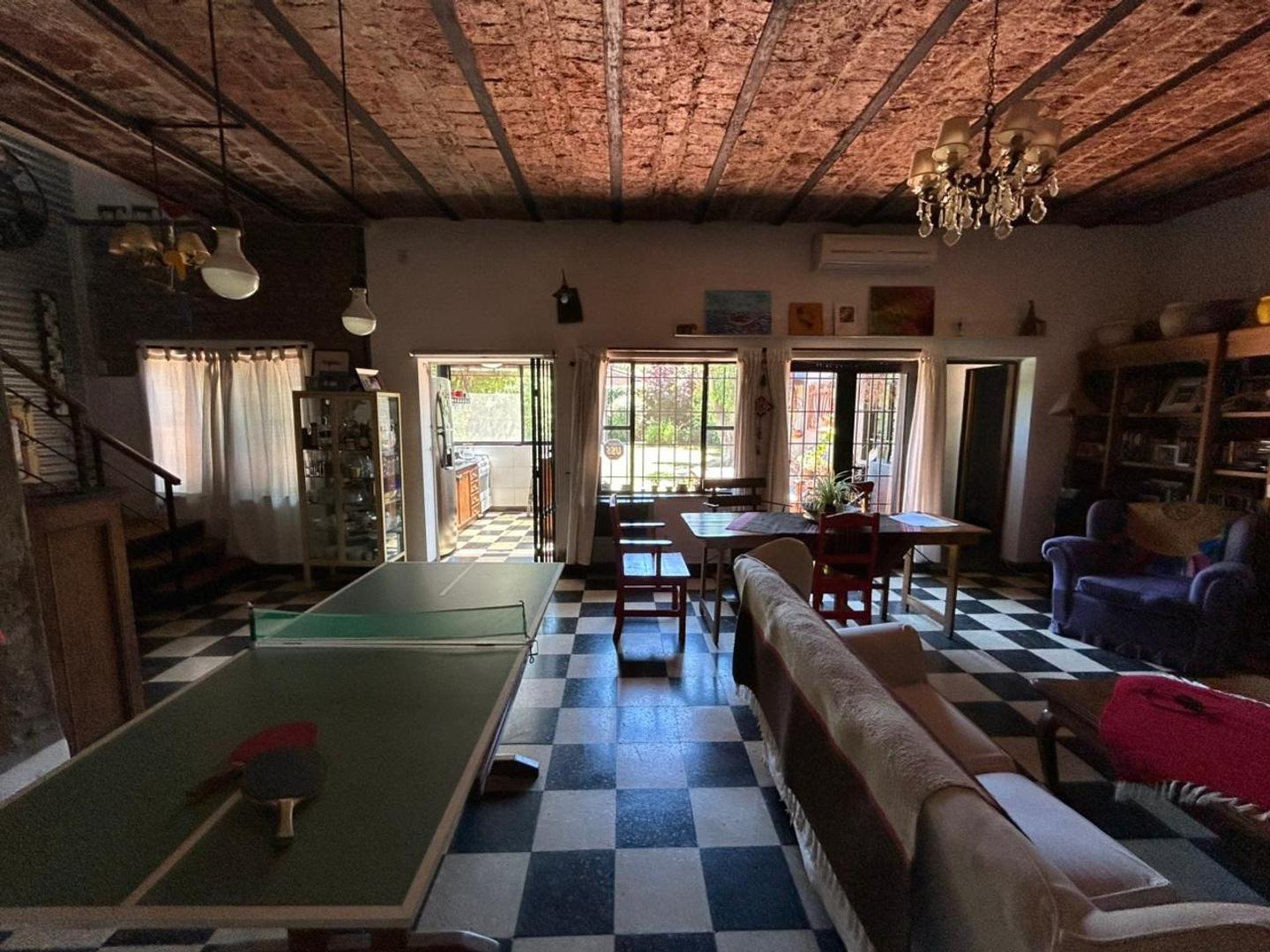 Foto de *OLIVOS* HERMOSA CASA EN VENTA 5 AMBIENTESCON GRAN JARDÍN!!!, imagen 5