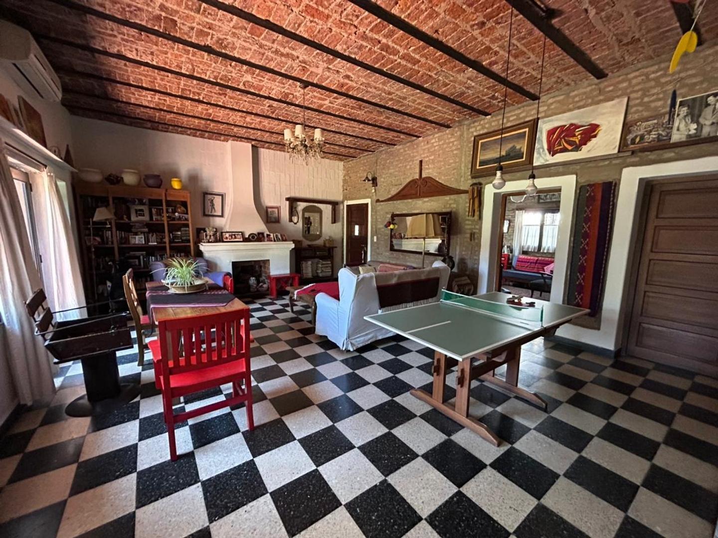 Foto de *OLIVOS* HERMOSA CASA EN VENTA 5 AMBIENTESCON GRAN JARDÍN!!!, imagen 4