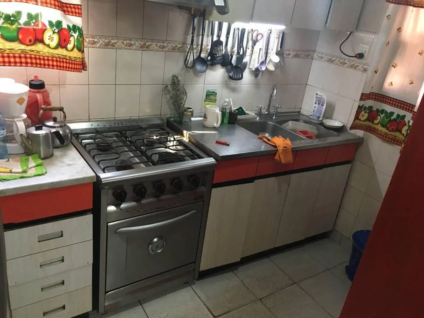 CASA SOBRE LOTE DE 10X31 A REMODELAR!!!! 4
