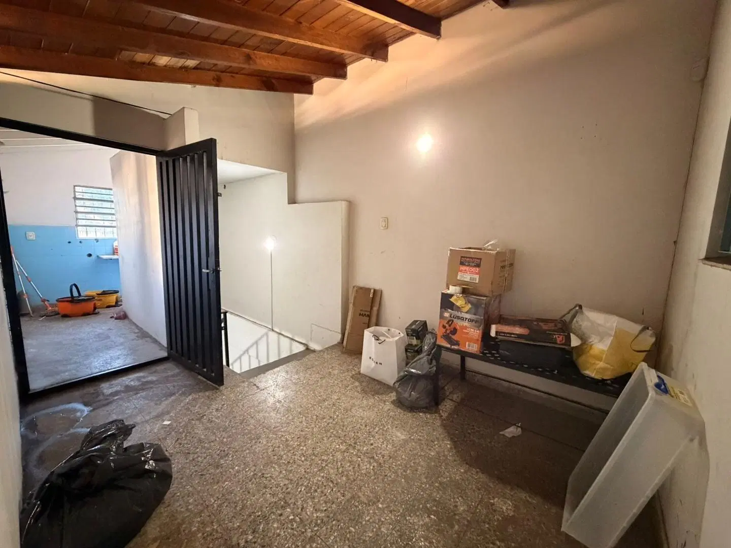 LOCAL COMERCIAL SOBRE AV. MITRE + AMPLIO PH P.ALTA DE 3 AMBS 3
