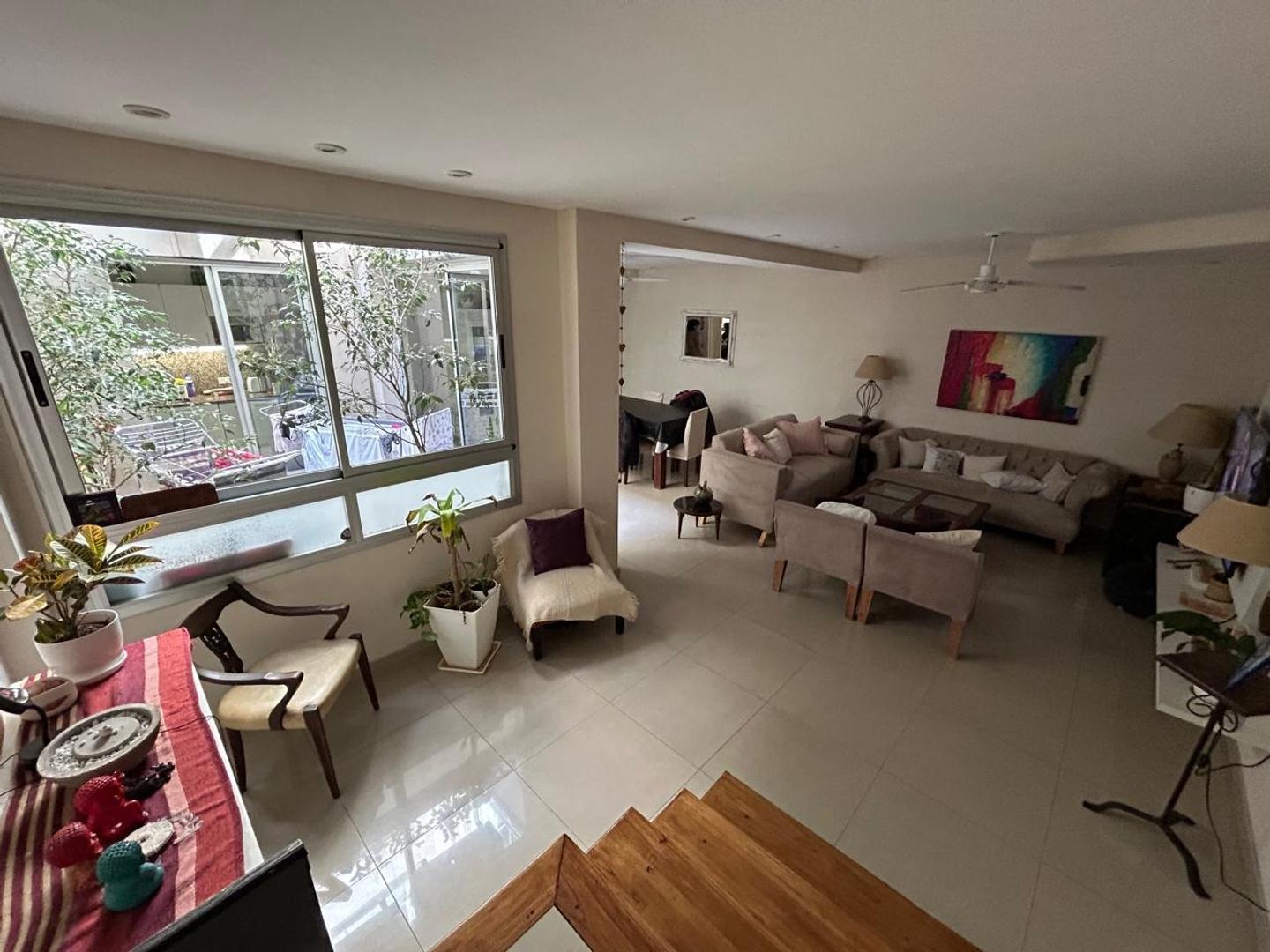 Foto de *CRÉDITO* HERMOSO PH 3 DORMS, AMPLIO LIVING COMEDOR Y PATIO, imagen 1