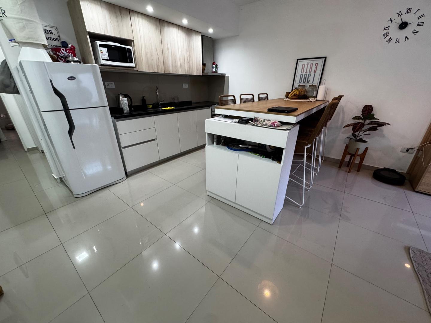 Foto de Hermoso PH planta baja, cochera, jardín, 2 ambientes!, imagen 5
