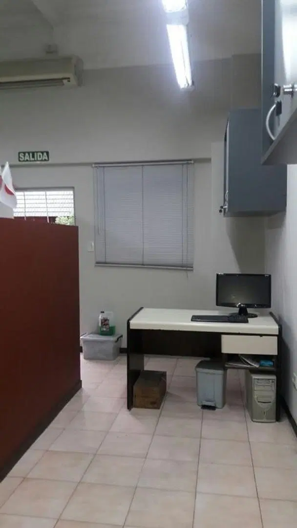 OFICINA COMERCIAL AL FRENTE I SOBRE AVENIDA I 2 PRIVADOS 3