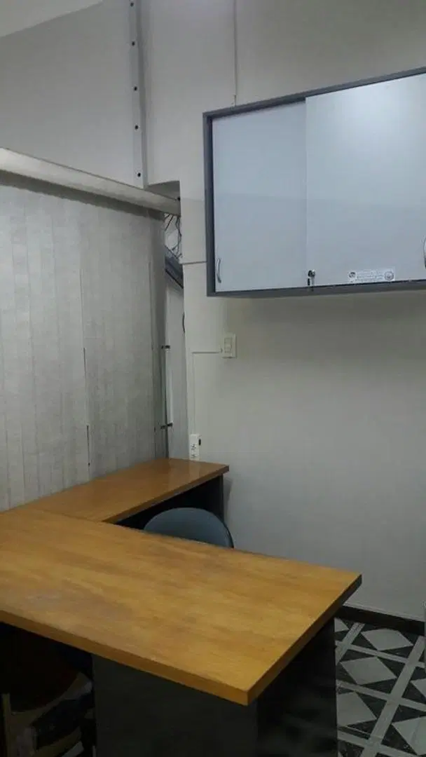 OFICINA COMERCIAL AL FRENTE I SOBRE AVENIDA I 2 PRIVADOS 1