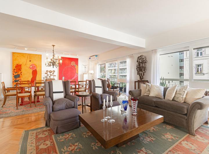 VENTA DEPARTAMENTO RECOLETA 6 AMBIENTES COCHERA BALCON 5