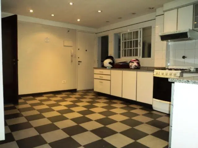 Departamento 4 ambientes con cochera Recoleta 2
