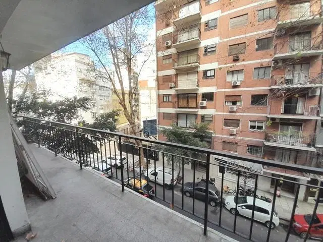 Departamento 3 ambientes con depencia Balcon al Frente 4