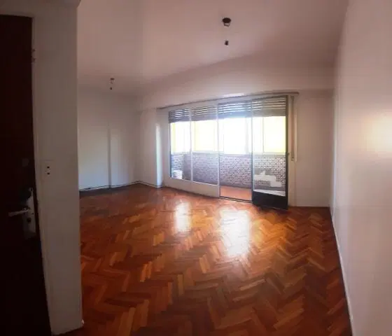 Departamento 3 Ambientes con Balcon Barrio Norte 5
