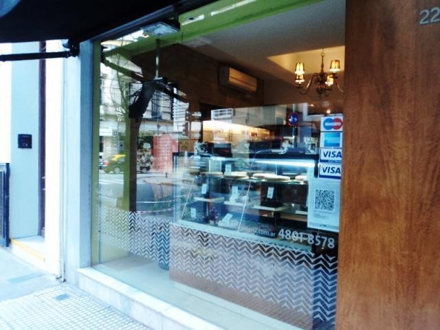 Foto de Local en Recoleta gran vidriera apto varios destinos 160 mts Con, imagen 1
