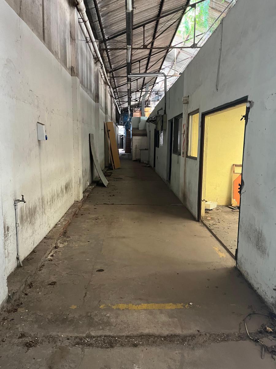 Foto de UNICO LOTE 1376 MTS2 CENTRO DE AVELLANEDA PARA EMPRENDIMIENTOS, imagen 2