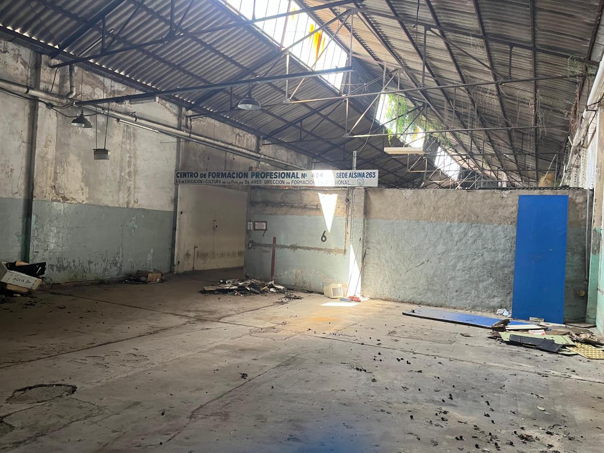 Foto de UNICO LOTE 1376 MTS2 CENTRO DE AVELLANEDA PARA EMPRENDIMIENTOS, imagen 5