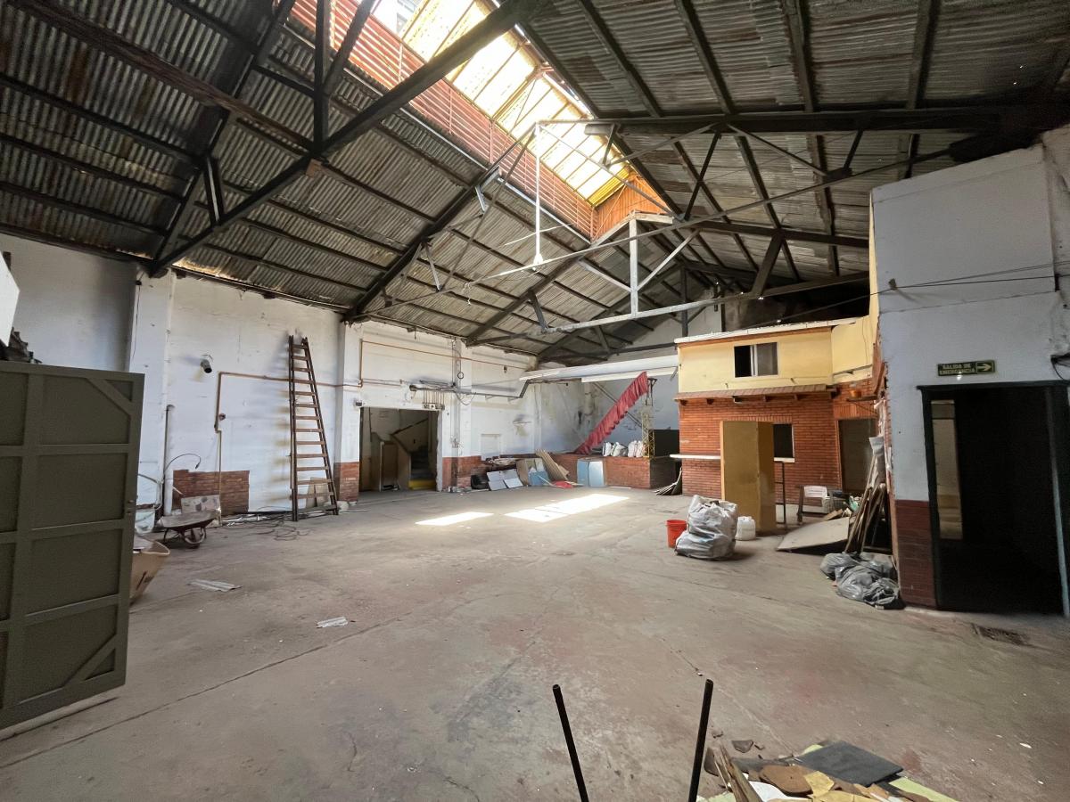 Foto de UNICO LOTE 1376 MTS2 CENTRO DE AVELLANEDA PARA EMPRENDIMIENTOS, imagen 5