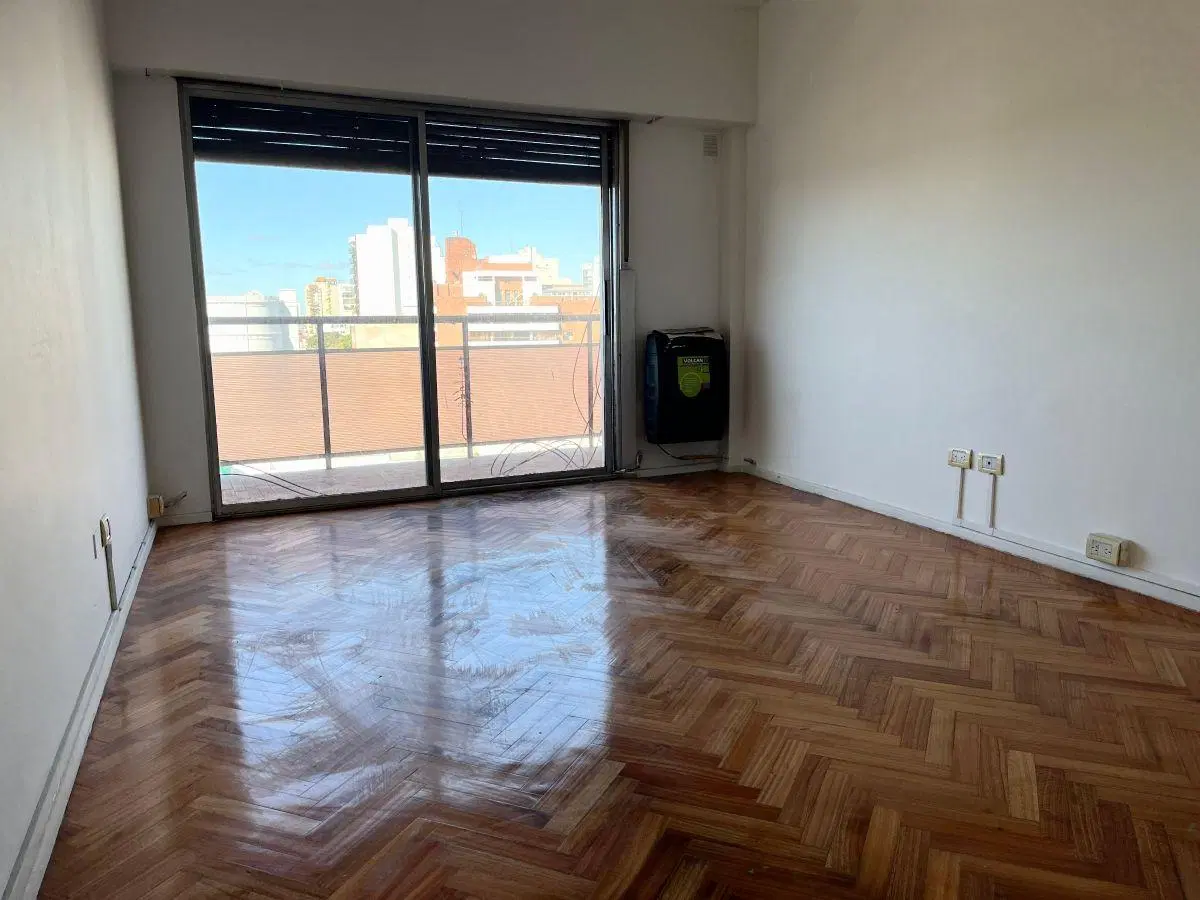 AVELLANEDA CENTRO TRES AMBIENTES AL FRENTE 5