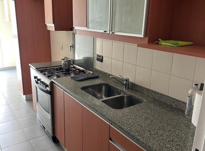 Alquiler tres ambientes cochera full amenities. 4