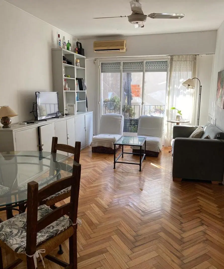 Departamento de tres ambientes muy buena luz 5
